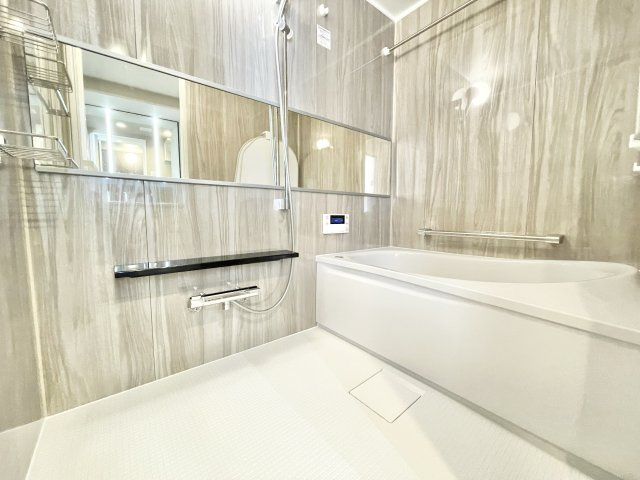 寝屋川東ファミリータウン北１番館の浴室