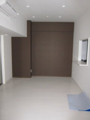 Ｓ-ＦＯＲＴ新潟本町の居間・リビング