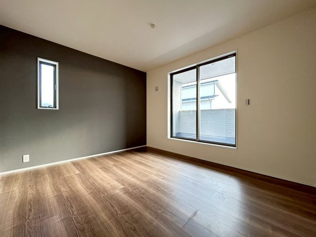 リーブルガーデン　一宮市千秋町加納馬場第7　全4区画分譲のトイレ|超表面平滑加工とイオンパワーの「セフィオンテクト」加工で、汚れが付きにくく落ちやすい仕様で清潔です。
便器にフチがないので汚れが隠れて見えない部分がありません。お手入れがとってもラクラクです。