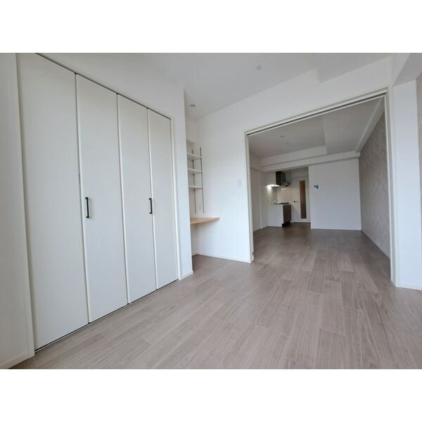 スプランディッド江坂DUEの居間・リビング