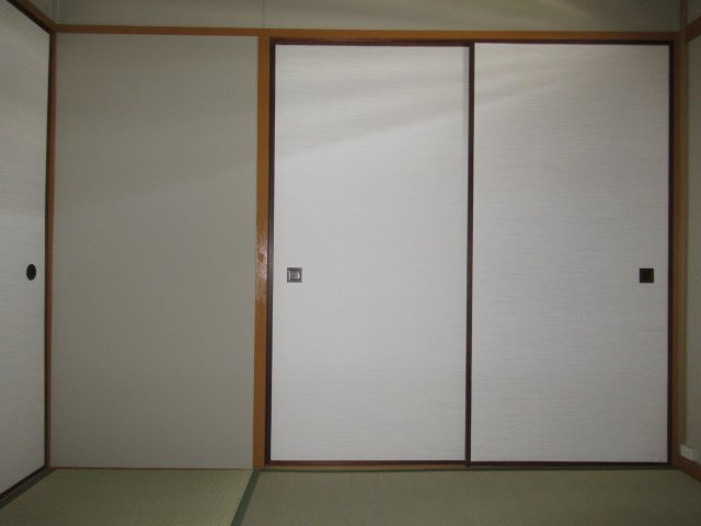 兵庫県公社　伊川谷（２）２号棟の和室|畳の上でゆっくりとくつろげる和室です