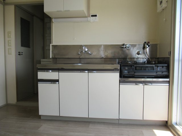 兵庫県公社　伊川谷（２）２号棟のキッチン|キッチンでお料理をお楽しみください