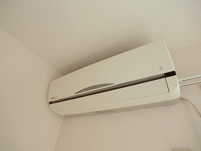 【設備】 | フレエール谷上 | オールシーズン快適なエアコン完備