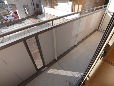 【バルコニー】 | フレエール谷上 | 日当たり良好のバルコニー