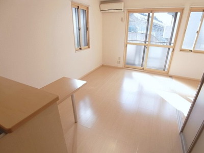 【内装】 | フレエール谷上 | 広々としたリビングスペース9.5帖