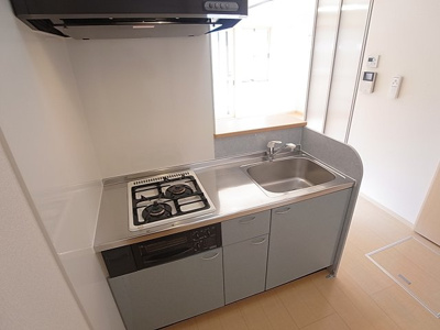 【キッチン】 | フレエール谷上 | ガスシステムキッチンで料理もはかどります