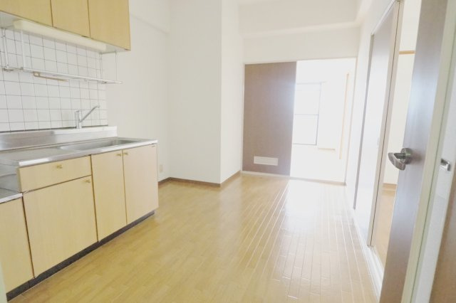 ピュアハイツの居間・リビング