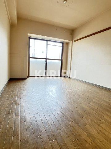 プルミエール関目 の居間・リビング