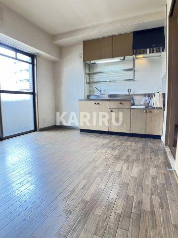 プルミエール関目 の居間・リビング