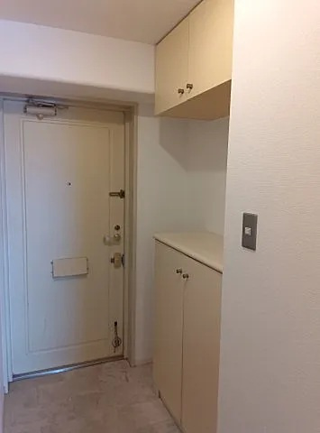 芦屋東スカイマンションの玄関