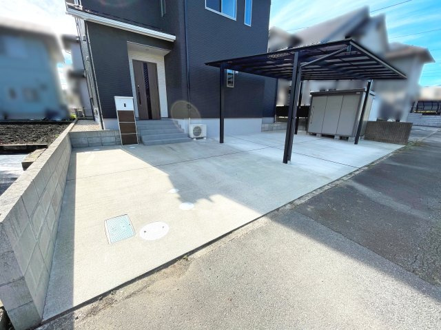 【駐車場】 | いなべ市大安町中央ヶ丘１丁目 | 駐車スペース約３台可　カーポート付