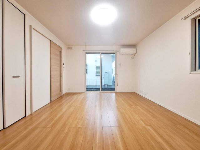 ソレイユ　エレーヌの居間・リビング