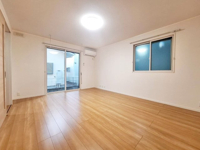 ソレイユ　エレーヌの居間・リビング