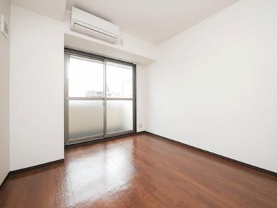 【洋室】 | みおつくし江戸堀 | 広々とした洋室です