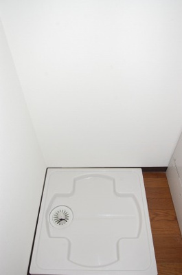 【設備】 | みおつくし江戸堀 | 洗濯機置き場です