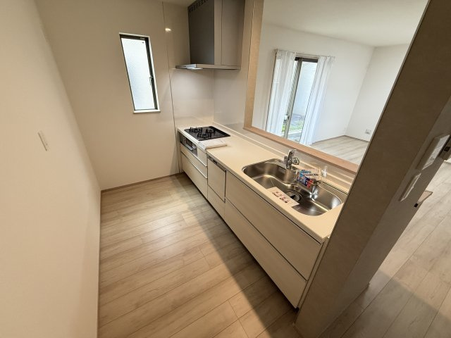 堺市美原区黒山　新築一戸建てのキッチン