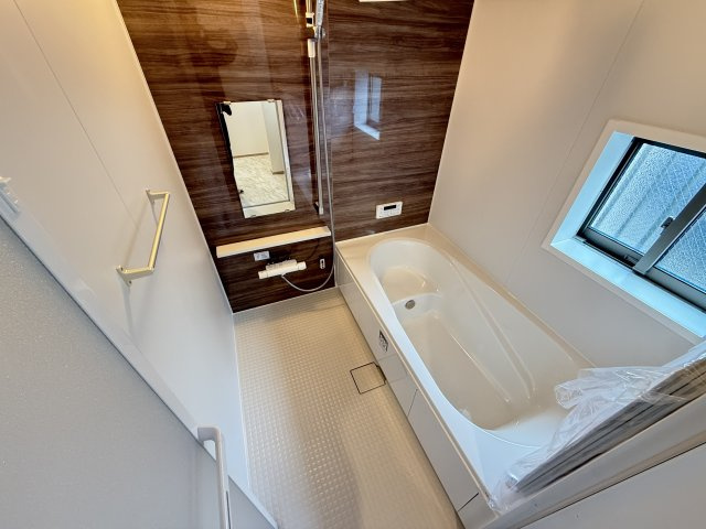 堺市美原区黒山　新築一戸建ての浴室