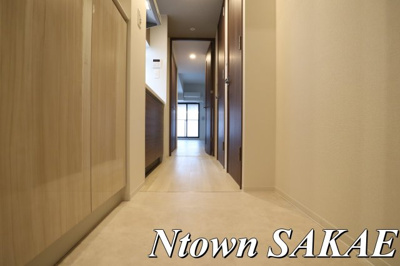 【玄関】 | S-RESIDENCE大曽根駅前 | 明るい玄関です