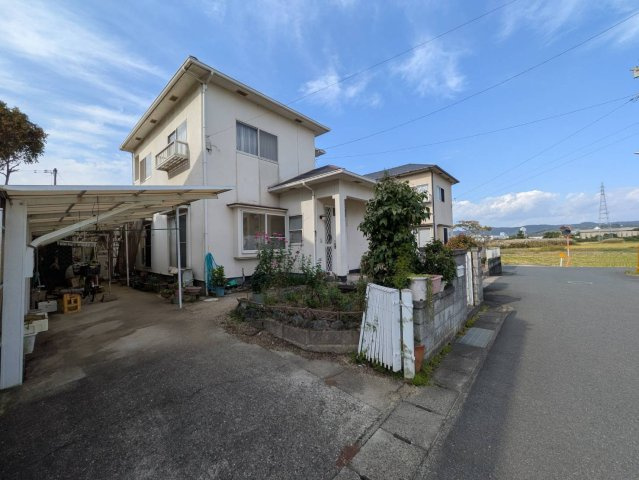 倉敷市玉島阿賀崎 中古住宅の外観