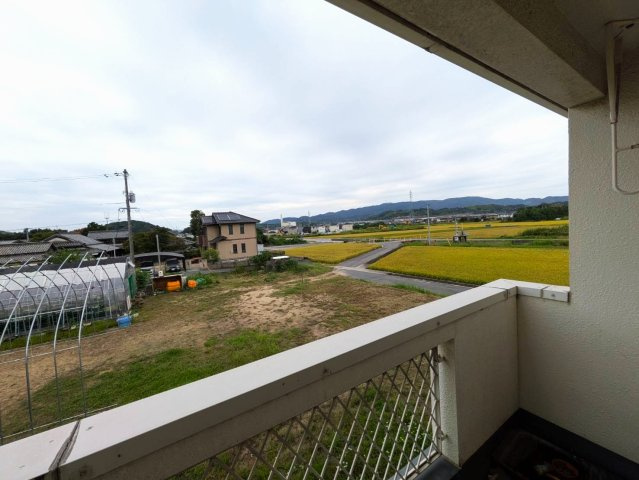 倉敷市玉島阿賀崎 中古住宅の展望|◆バルコニーからの眺望です。