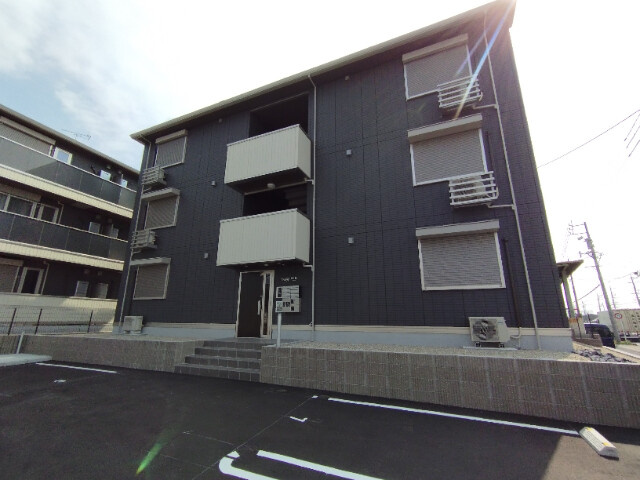 D-avance朝日　B棟の外観