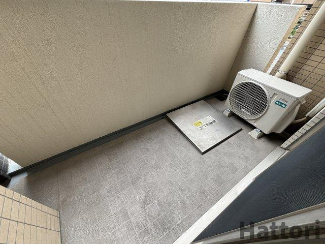 アスリート江坂Ⅱ番館のバルコニー