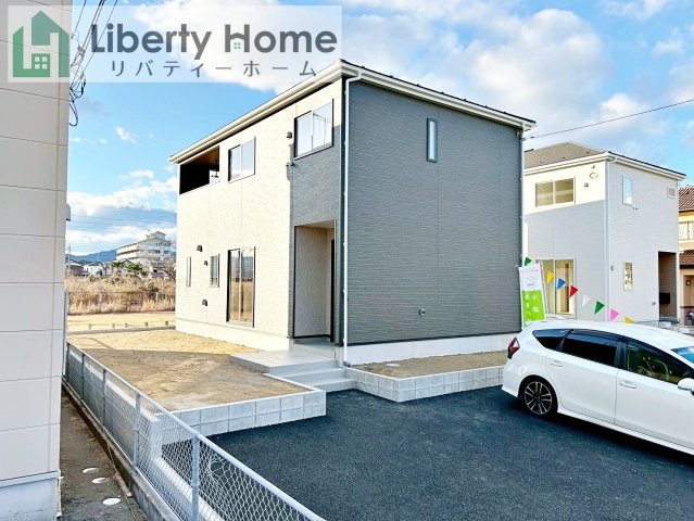 高萩市高浜町第2　新築戸建　2号棟の外観|ご予約をいただければ、『平日の空いた時間』『周辺物件まとめて見たい』『1件だけ見たい』ももちろん可能です♪
お気軽にお問合せください♪