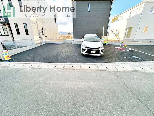 高萩市高浜町第2　新築戸建　2号棟の前面道路含む現地写真