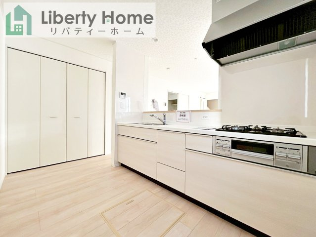 高萩市高浜町第2　新築戸建　2号棟のキッチン