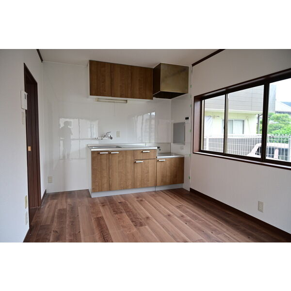 柱5丁目戸建てのキッチン