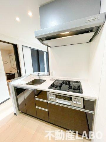 エステムプラザ難波WEST Ⅱプレディアのキッチン
