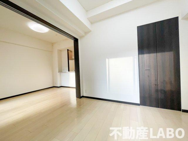 エステムプラザ難波WEST Ⅱプレディアの洋室