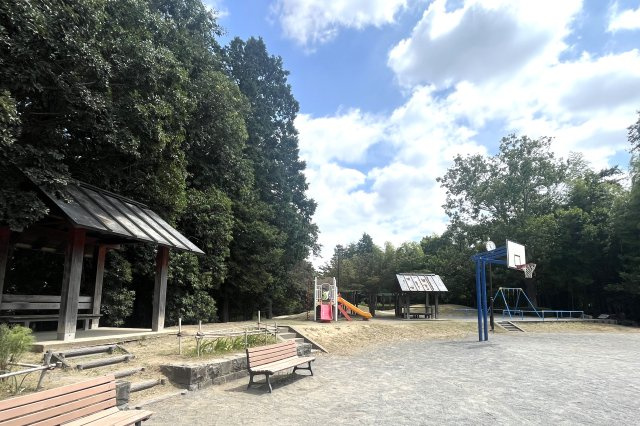 フォレストタウン みたけ台の周辺|みたけ台公園
