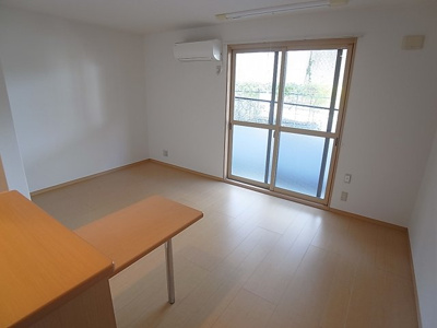 【居間・リビング】 | ラスルプレイス | リビングスペース。美麗な室内に仕上がっています