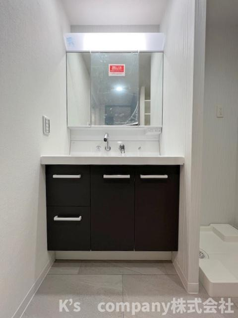 茅ヶ崎市汐見台　ヴェレーナ茅ヶ崎海岸の寝室|洋室6帖◇南向きで明るいお部屋です☆