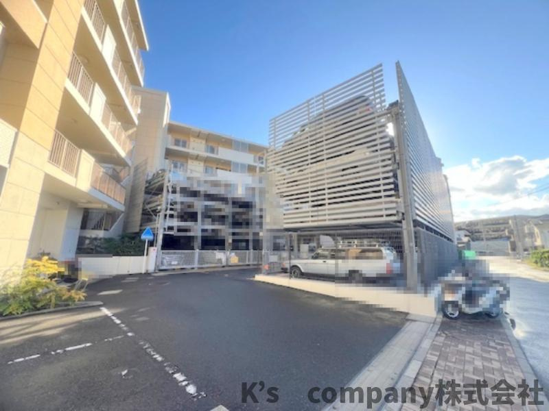 茅ヶ崎市汐見台　ヴェレーナ茅ヶ崎海岸の駐車場|立体駐車場☆