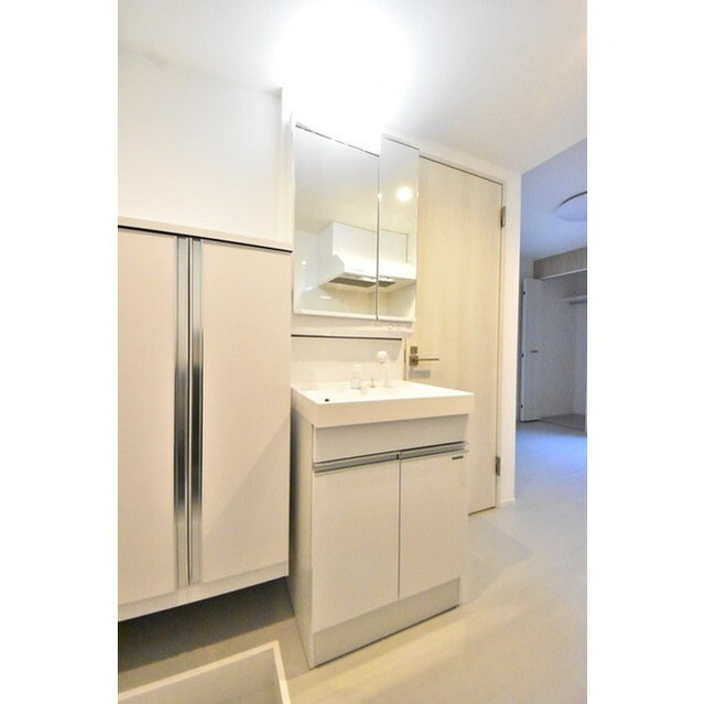 セレブラーレ町屋の内装