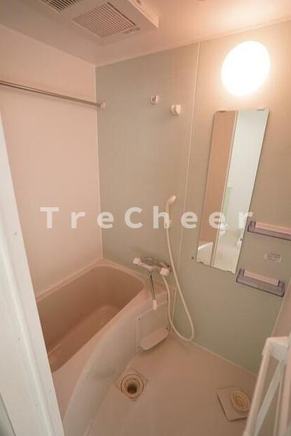 グリーンスタイリオ西尾久の浴室