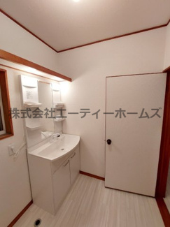 【独立洗面台】 | 榎戸一丁目貸家 | 独立洗面化粧台付き
