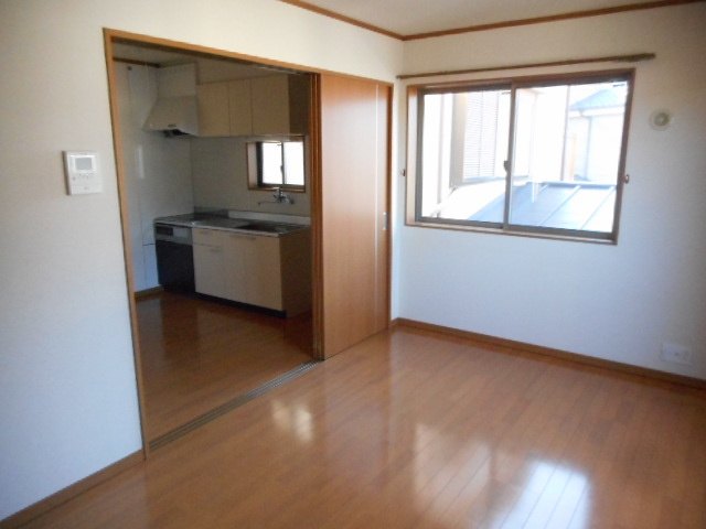 プレミールの居間・リビング