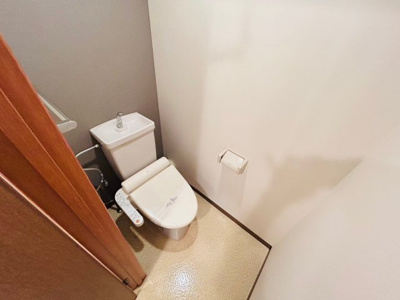 【トイレ】 | ロイヤルハイツ