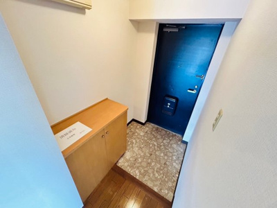 【玄関】 | ロイヤルハイツ