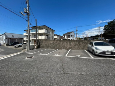 【駐車場】 | ロイヤルハイツ