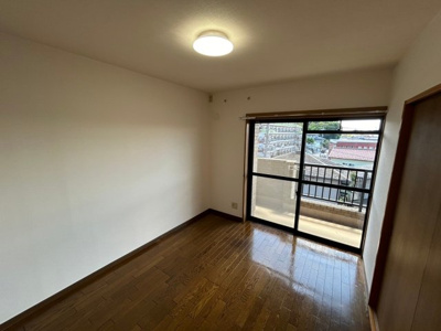 【洋室】 | ロイヤルハイツ