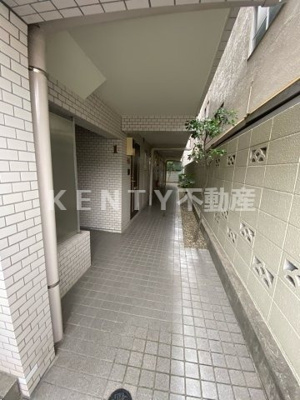 【エントランス】 | ルーブル池上 | 落ち着いたエントランスです