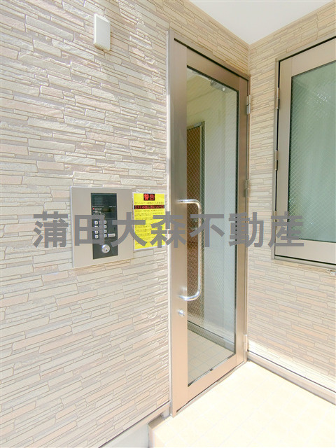 サンシャイン南馬込のエントランス