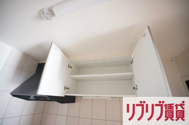 ユニヴァリィ　ルークスのキッチン