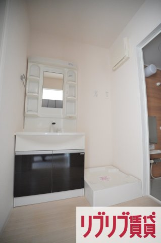 ユニヴァリィ　ルークスの洗面所