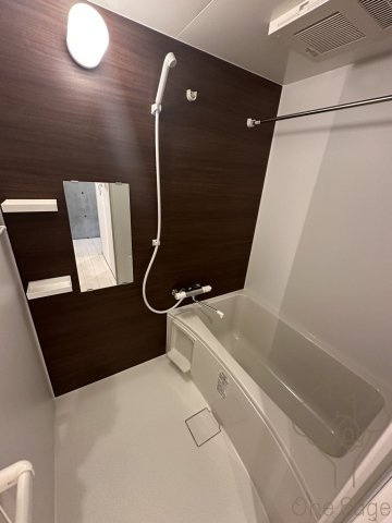 アクアスイート南森町の浴室
