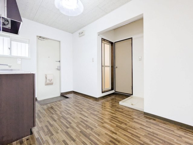 コスモ学文殿の居間・リビング